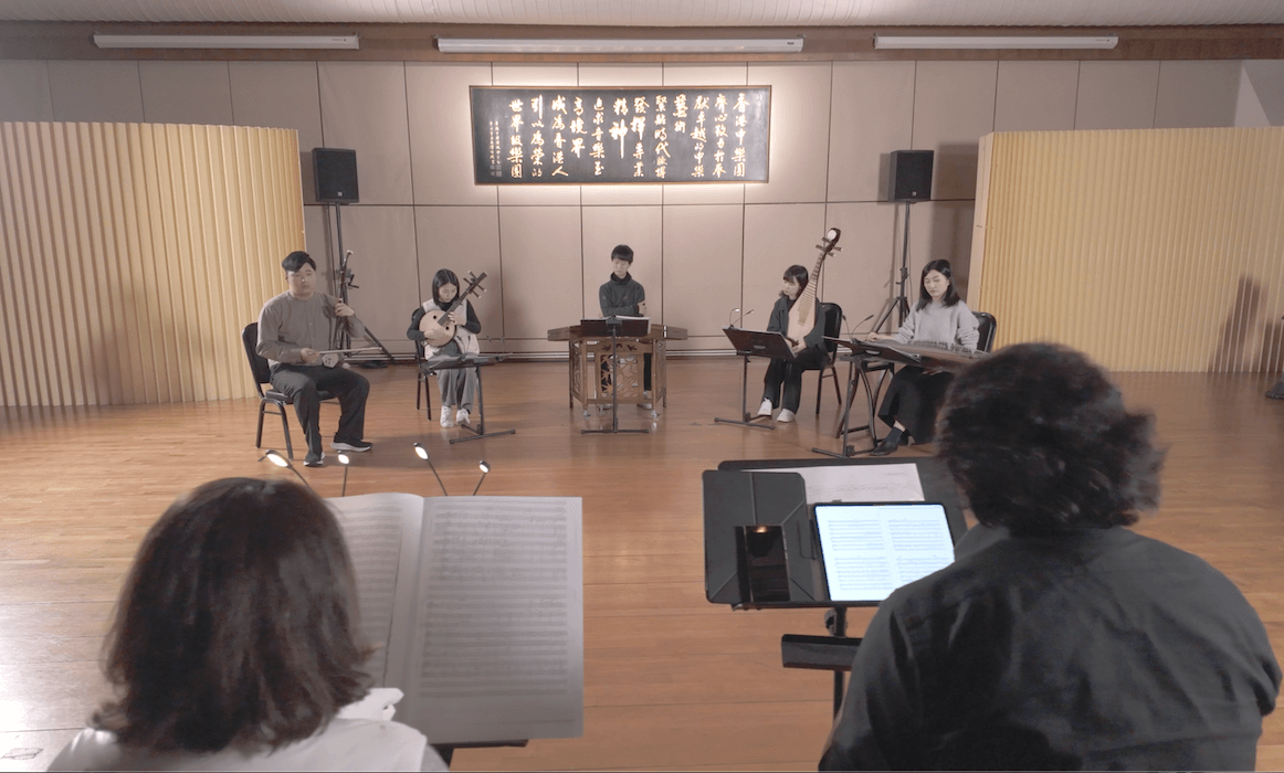 Photo Session - Light and Shadow on Strings 1